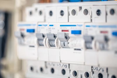 Circuit Breaker Installation in Pasadena, CA