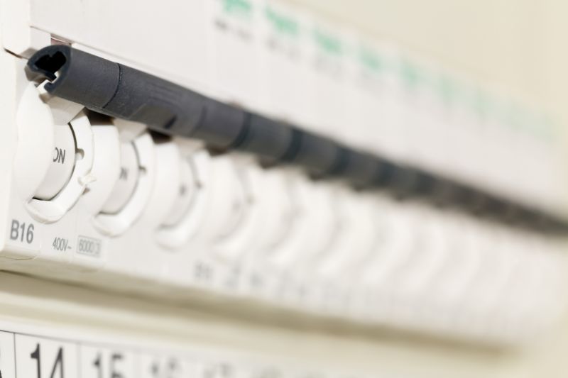 Circuit Breaker Wiring in Pasadena, CA